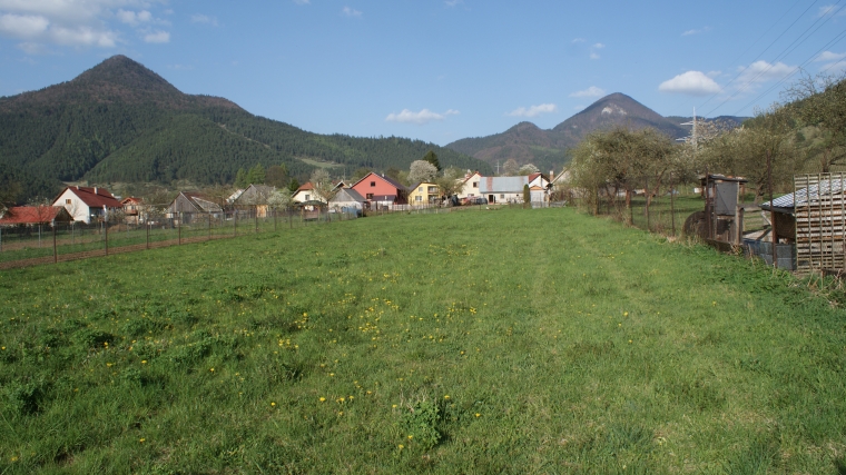 Predaj slnečného stavebného pozemku, Hubová