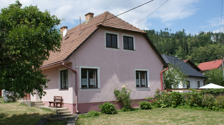 Rodinný dom s peknou záhradou, Liptovská Teplá - Madočany