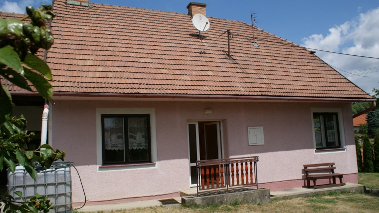 Rodinný dom s peknou záhradou, Liptovská Teplá - Madočany