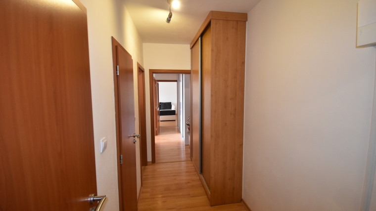Zrekonštruovaný 2-izbový byt v TOP lokalite, ul.Š.Moyzesa