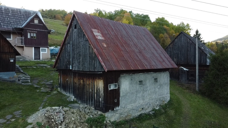 Drevenica po čiastočnej rekonštrukcii v nádhernom prostredí, Malé Borové