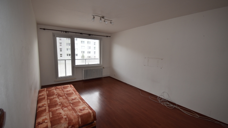 Nadštandardne priestranný 2-izbový byt po čiastočnej rekonštrukcii, ul.Papiernícka
