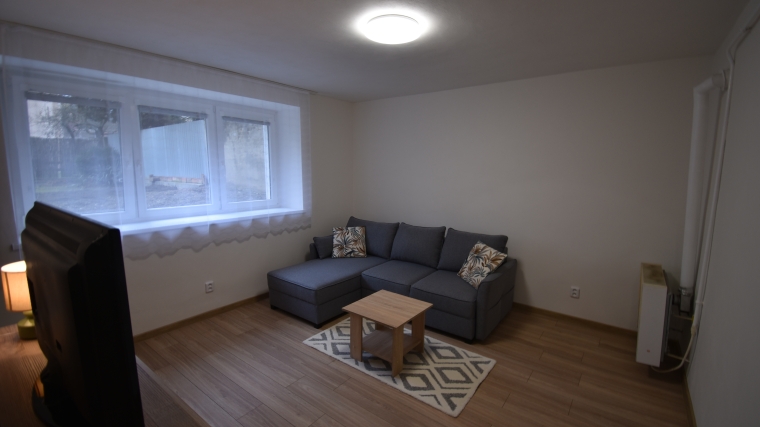 1-izbový byt s novým zariadením v samotnom centre mesta, ul.K.Medveckého