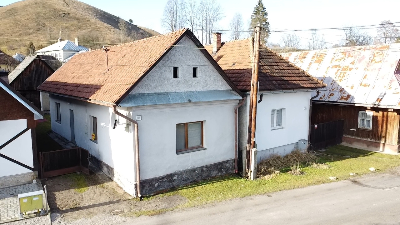 Starší rodinný dom so záhradou, Ludrová