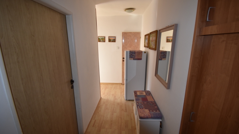 2-izbový byt po čiastočnej rekonštrukcii, ul.Bystrická cesta
