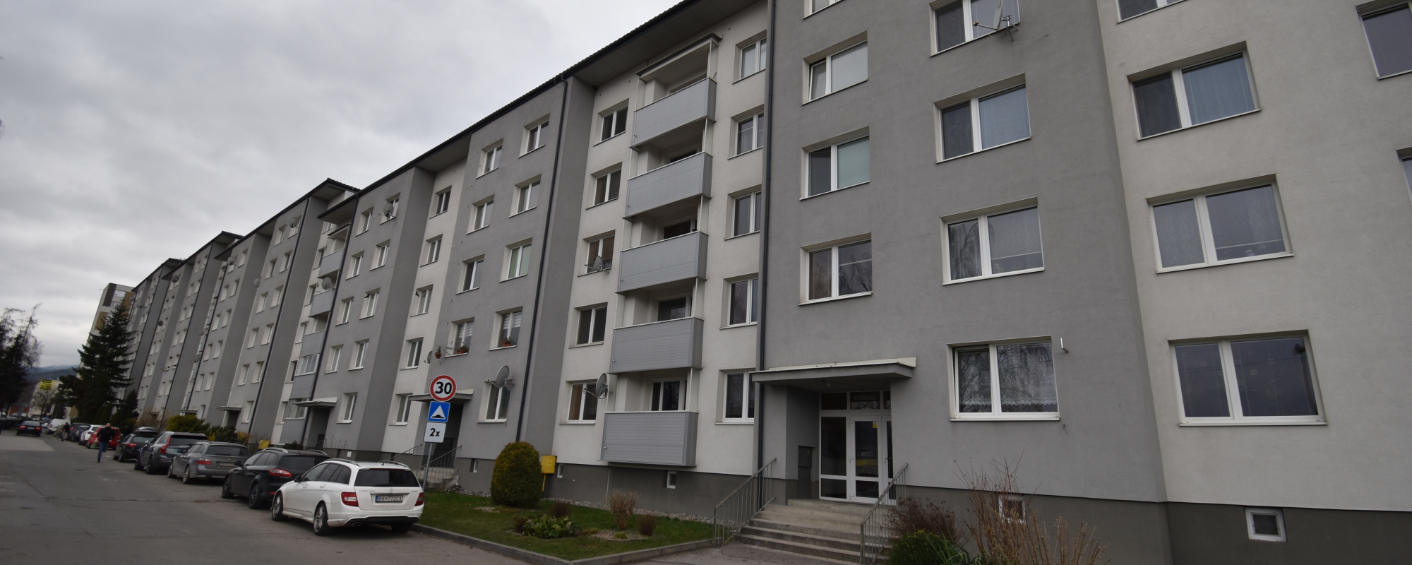 Garsónka po čiastočnej rekonštrukcii, ul.Bystrická cesta